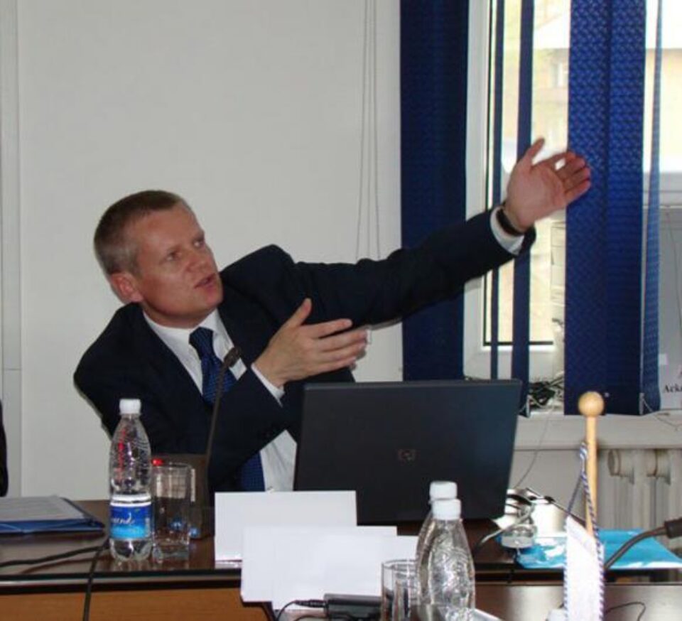 Filaret Moțco va primi distincția de cetățean de onoare în satul de baștină Foto: OSCE-Academy.net