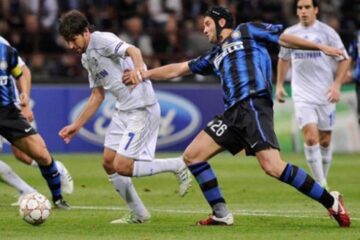 Cristian Chivu, eliminat în partida dintre Internazionale Milano și Schalke 04 Foto: gsp.ro