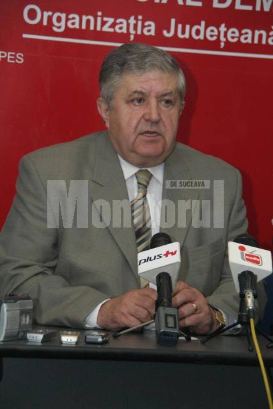 Gavril Mîrza: „Constată și președintele că PD-L a ajuns să fure și de la biserica”