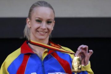 Sandra Izbașa, aur în finală la sol, la CE de la Berlin Foto: gsp.ro