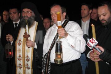 Gheorghe Flutur cu Lumina Sfântă