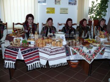 Momente din sărbătoarea „Joia Mare la Poiana Stampei”