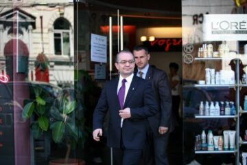 Boc s-a tuns la un salon de lux, unde a plătit 60 lei plus bacșiș Foto: MEDIAFAX