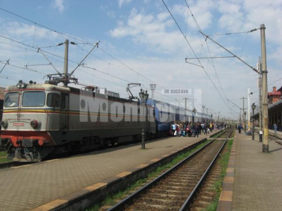 Trenul personal 5606 Suceava - Iași, una din garniturile vizate de echipele de control