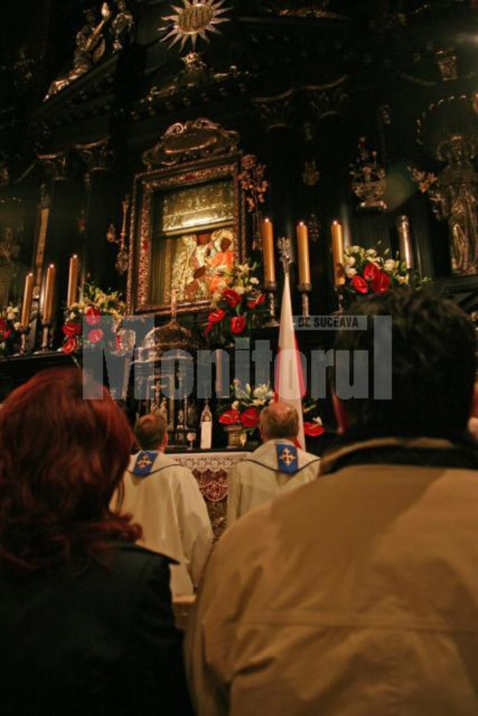 La ora 6 dimineața începe slujba și ceremonia de dezvelire a Icoanei Maicii Domnului