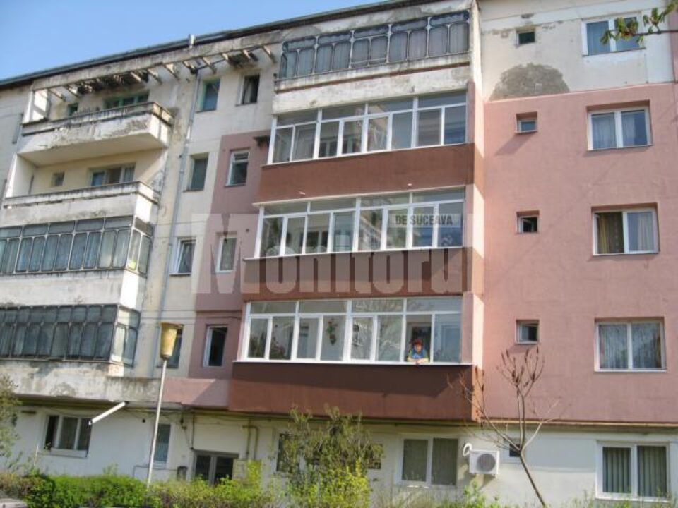 Blocul A2 de pe strada Mărășești apare în acte ca fiind mansardat