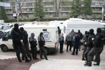 „Mascații”, lucrători ai Departamentului Poliției de Intervenție Rapidă (DPIR)