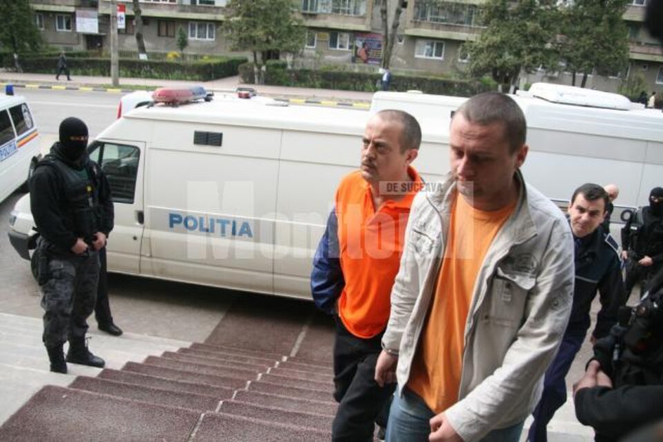 Simion Coroliuc (stânga) și Nicu Cezar Schipor (dreapta)