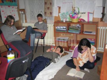 „Maratonul de lectură” de la Școala cu clasele I - VIII Nr. 1 Gura Humorului