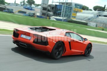 Lamborghini Aventador LP 700-4