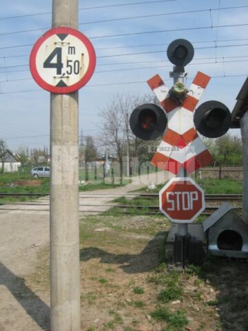 Semaforul a stat ani de zile aproape incontinuu pe rosu