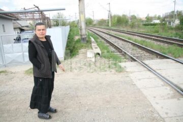 Semaforul a stat ani de zile aproape incontinuu pe rosu