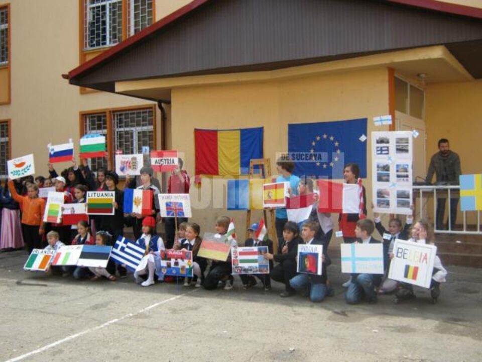 Ziua Europei, sărbătorită de elevii de la Școala Nr.1 din Suceava