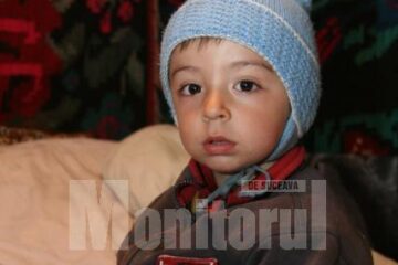 Vasilică are nevoie de medicamente și de bani pentru operație