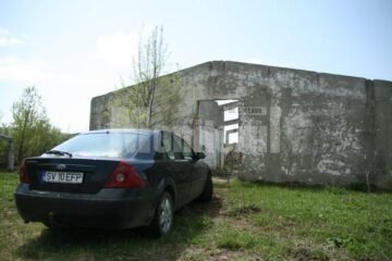 Mașina cu care veniseră cei doi tineri