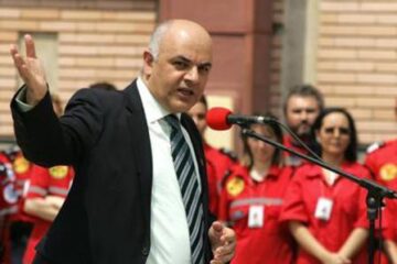 Raed Arafat: Până la sfârșitul anului vor exista servicii SMURD în toată România Foto: România Liberă