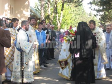 Sfintirea Bisericii Constatin si Elena din cartierul Zamca