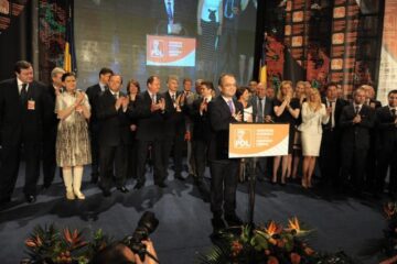 Boc: Nu e vreme de festivism, de șampanie. E vreme de muncă