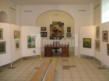 Expoziția Dialog plastic, în Salonul Corneliu Tincu