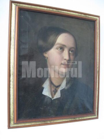 Portretul stră-stră-mătușii cu cercel și cruciuliță la gât pictat de Mihai George Rașcu