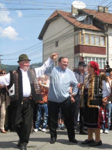 Gheorghe Flutur s-a prins în Hora Bucovinei