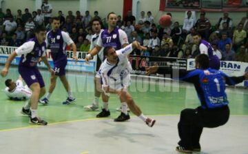 Universitarii au remizat cu Timișoara după un meci echilibrat