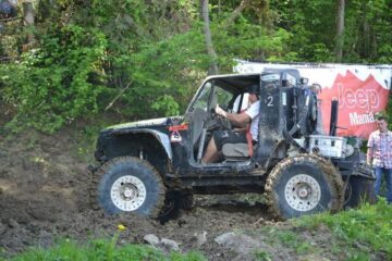 Costel Casuneanu, castigatorul editiei de anul acesta a Bucovina Offroad Challenge Foto: orasulsuceava.ro