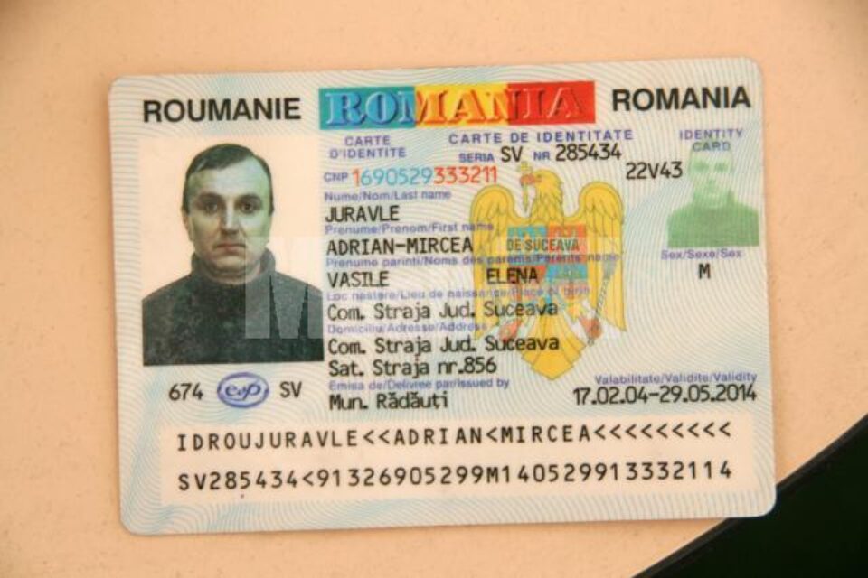 În seria codului numeric personal, ultimele trei cifre erau 201, iar în noul act de identitate acestea au devenit 211