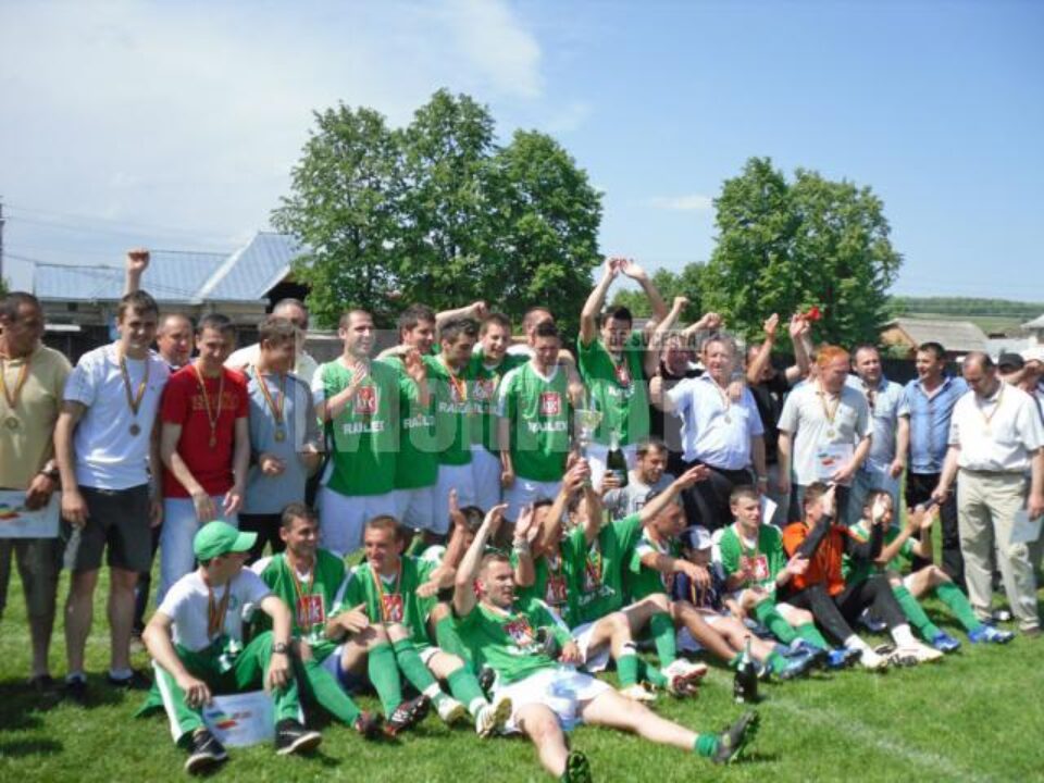 Jucătorii de la Sporting Suceava au fost premiați la finalul unui campionat pe care l-au dominat