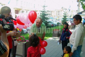 Ovidiu Donțu, alături de copii pe 1 Iunie