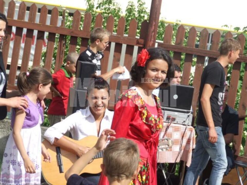 „Ajutor la teme”, proiect la final, de Ziua Copilului