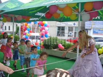 Petrecere pe cinste, de 1 Iunie, pentru preșcolari de la trei grădinițe sucevene