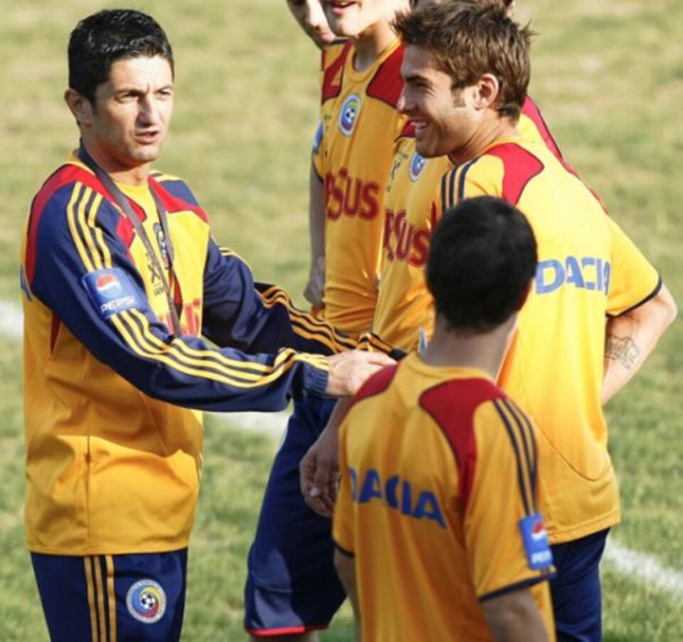 Răzvan Lucescu își joacă ultima carte și pe mâna lui Mutu