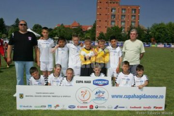Copiii de la Școala Generală nr. 7 Suceava au pierdut ambele meciuri disputate la turneul final al Cupei Hagi Danone