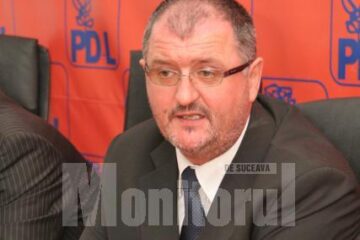 Orest Onofrei: „Sigur că ceea ce face Flutur: apă, canalizare, drumuri, turism, locuri de muncă etc., sunt lucruri pe care Nechifor nu le pricepe”