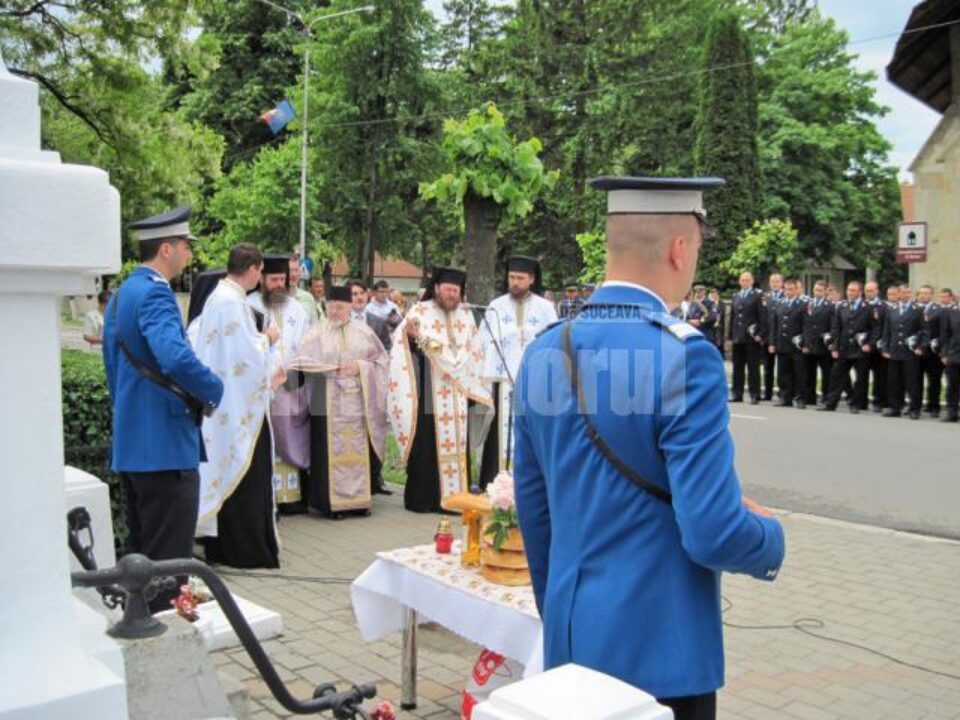 festivitățile organizate cu prilejul zilei de Zilei Eroilor, la Rădăuți