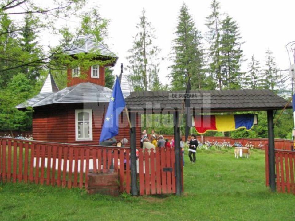 Comemorare la Cimitirul Eroilor de pe Dealul Buzău din comuna Vama