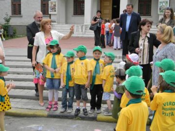Copii de grădiniță au participat la un concurs de desene pe asfalt