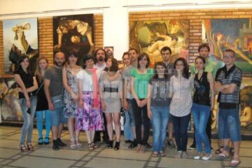 Conf.univ.dr. Cristian Ungureanu și studenții expozanți