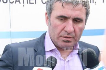 Hagi așteaptă telefonul șefilor FRF
