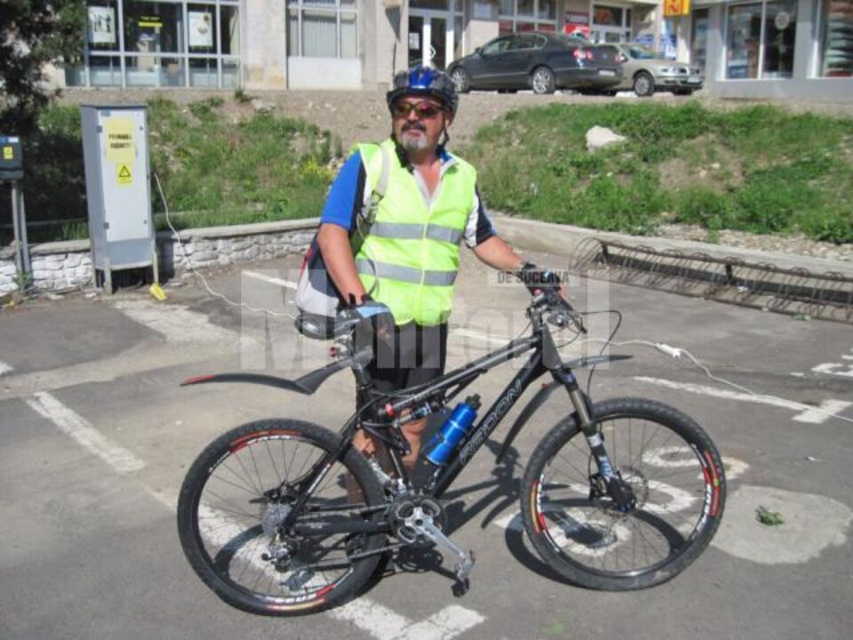 Aproape 250 de rădăuțeni au participat ieri la un tur ciclist de agrement