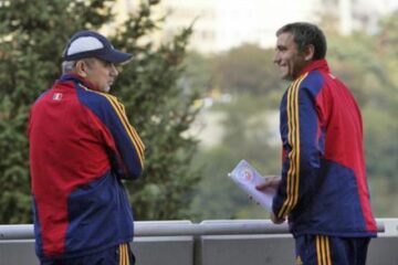 Iordănescu și Hagi s-ar putea să nu antreneze împreună niciodată echipa României