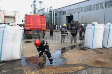 Pompierii au intervenit cu trei autospeciale pentru stingerea incendiului