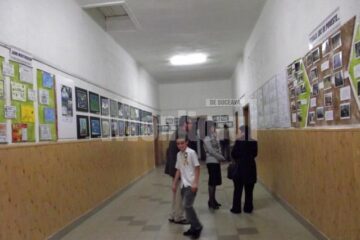 Lucrări de grafică și pictură, expuse de Daniel Deacu