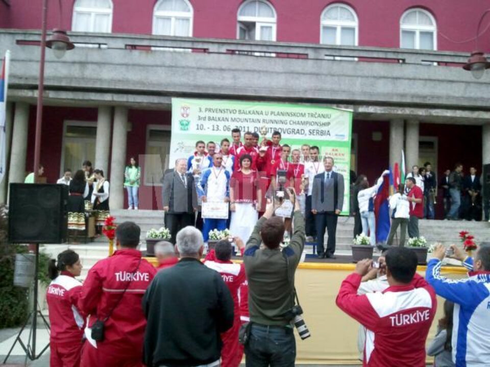 Cristi Prâsneac, pe podiumul de premiere