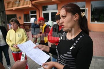 Alina Blaga folosea banii pentru a-și întreține copiii și șoțul care nu poate să meargă