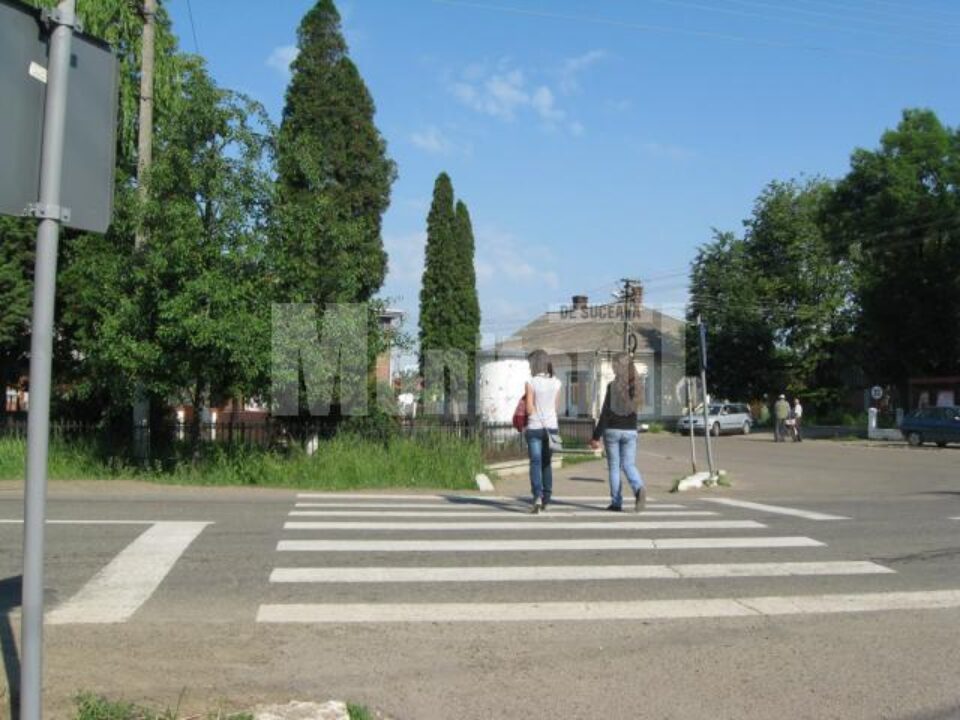 Trecerea de pietoni unde a fost accidentată eleva din Dornești