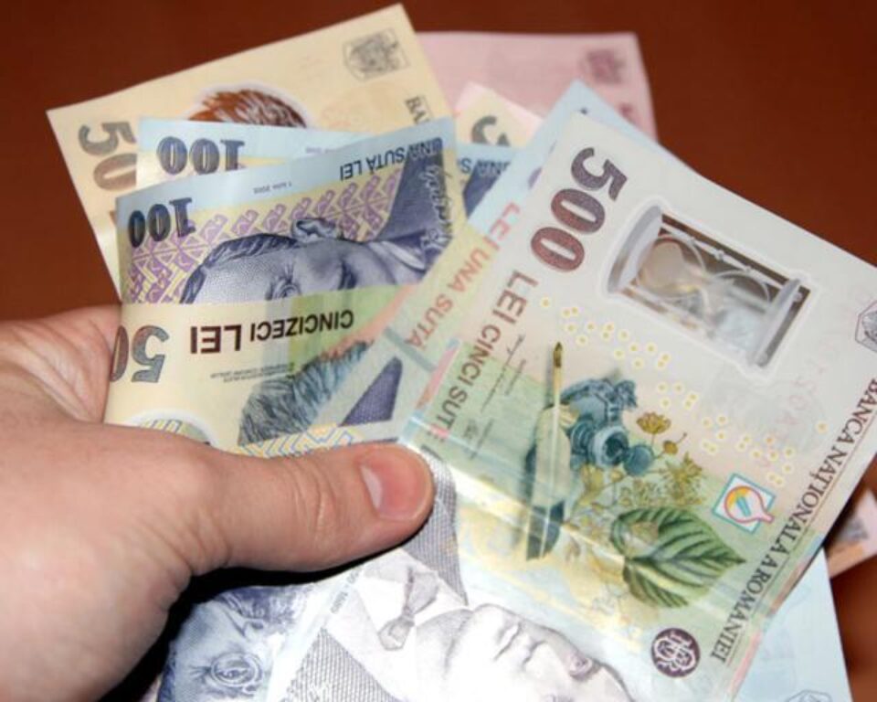 Angajații din justiție domină topul celor mai bine plătiți o sută de suceveni în anul 2010. Foto: gazetavaii.ro