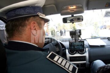 Acțiuni de control cu radare în cascadă, de asta vor avea parte trei luni de acum încolo șoferii care circulă pe DN 2, sau șoseaua E 85