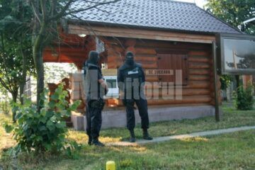 143 de percheziții și peste 150 de suceveni cercetați pentru contrabandă